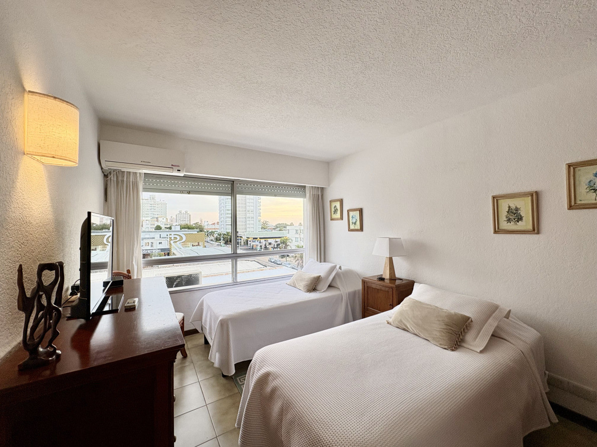 Apartamento ID.21097053 - Apartamento en ALQUILER DE TEMPORADA -  PENINSULA 