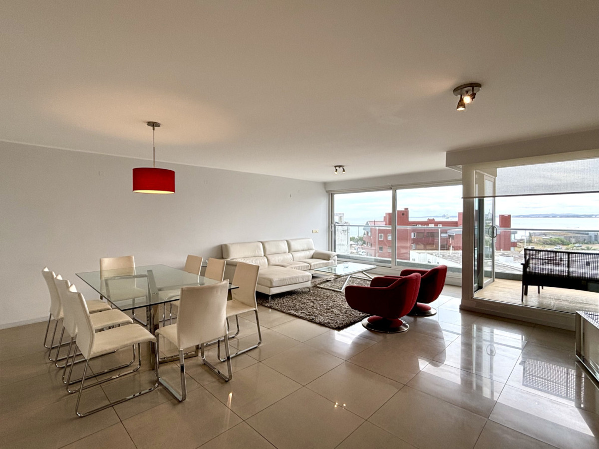 Apartamento ID.21097269 - Amplio departamento Playa Mansa