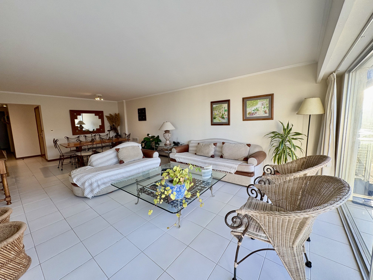 Apartamento ID.21097054 - Apartamento en Brava - Punta del Este - ALQUILER INVERNAL 