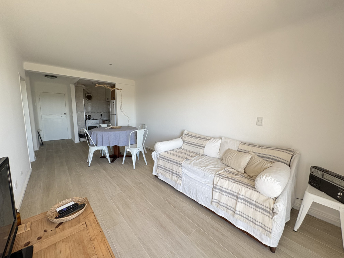 Apartamento ID.21097204 - Apartamento frente al mar SOBRE RAMBLA MANSA, en alquiler INVERNAL 