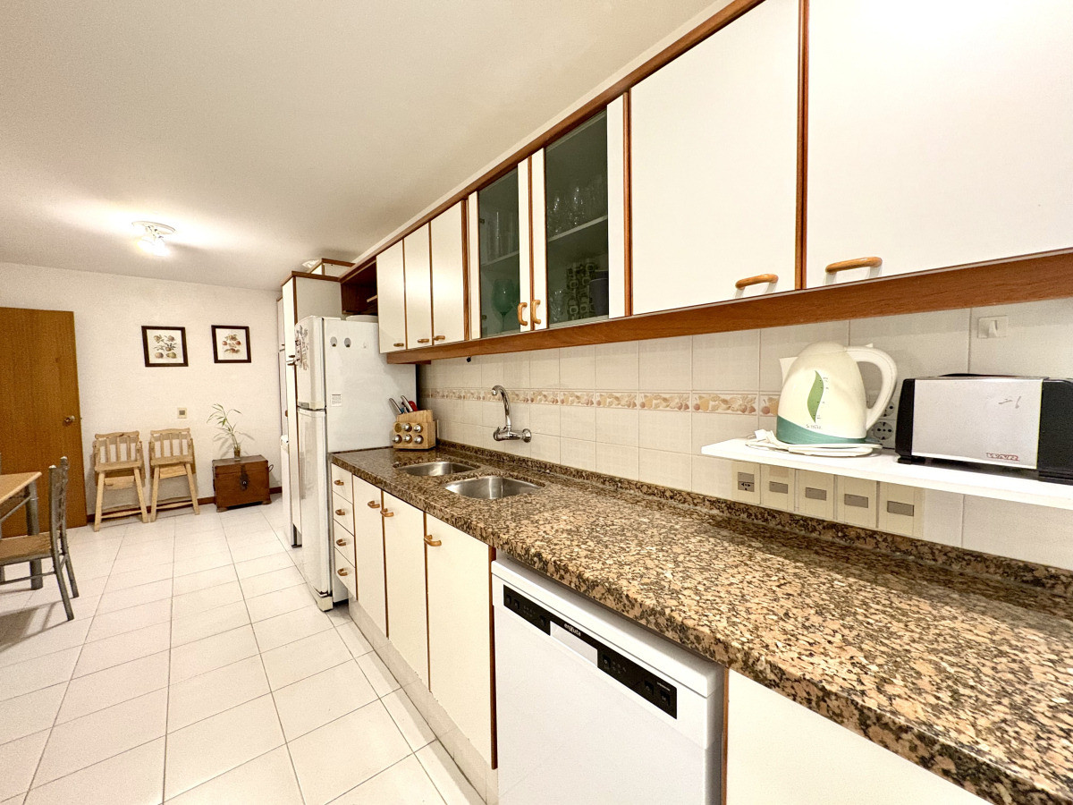 Apartamento ID.21097054 - Apartamento en Brava - Punta del Este - ALQUILER INVERNAL 