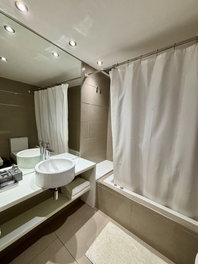 Apartamento ID.21097269 - Amplio departamento Playa Mansa