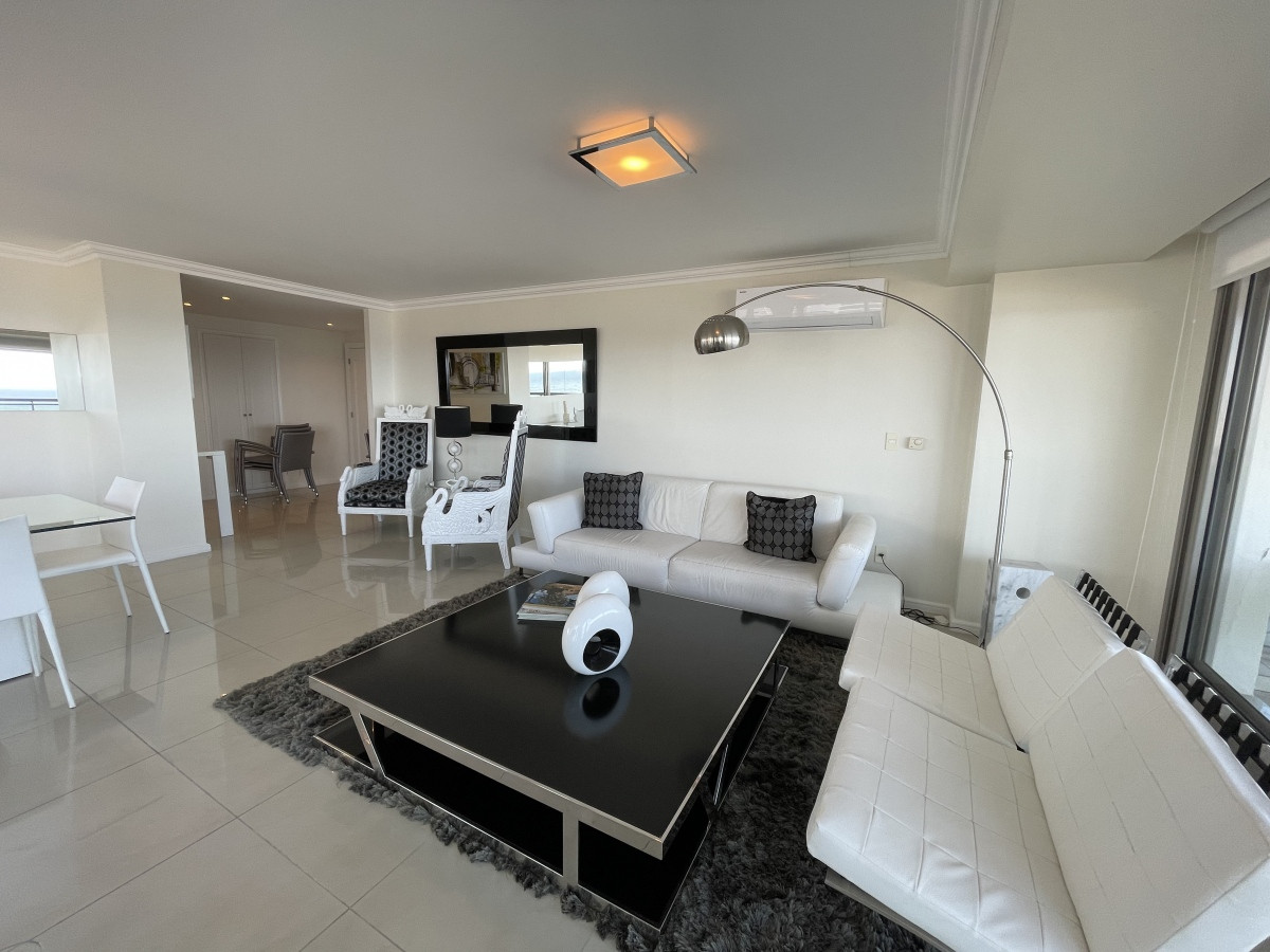 Apartamento ID.21093519 - Frente al Mar en Brava - Punta del Este