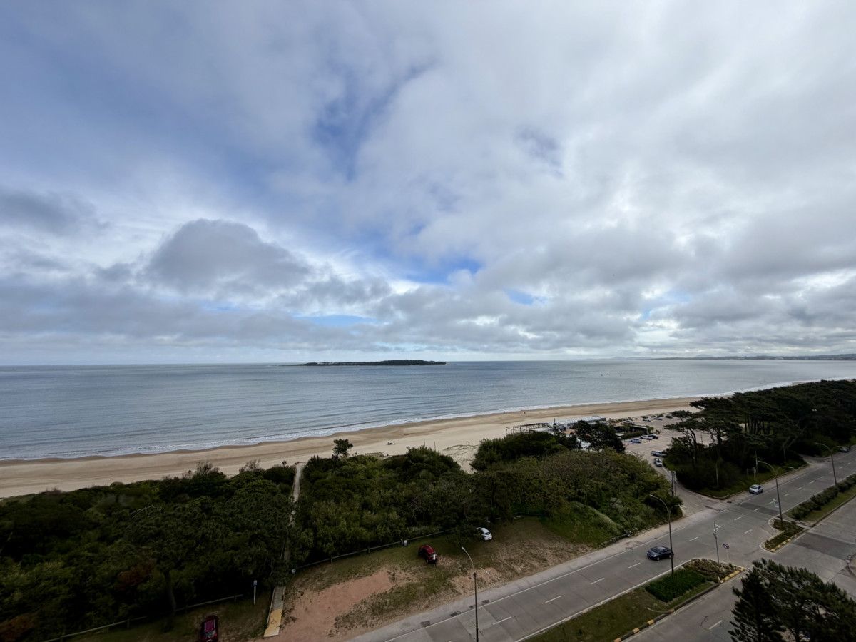 Apartamento ID.21097171 - Alquiler Enero y Febrero Vista playa mansa