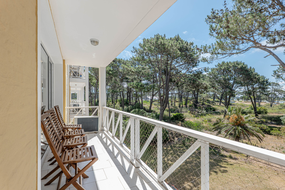 Apartamento ID.21097168 - En venta Apartamento frente al mar en Playa Brava - Punta del Este