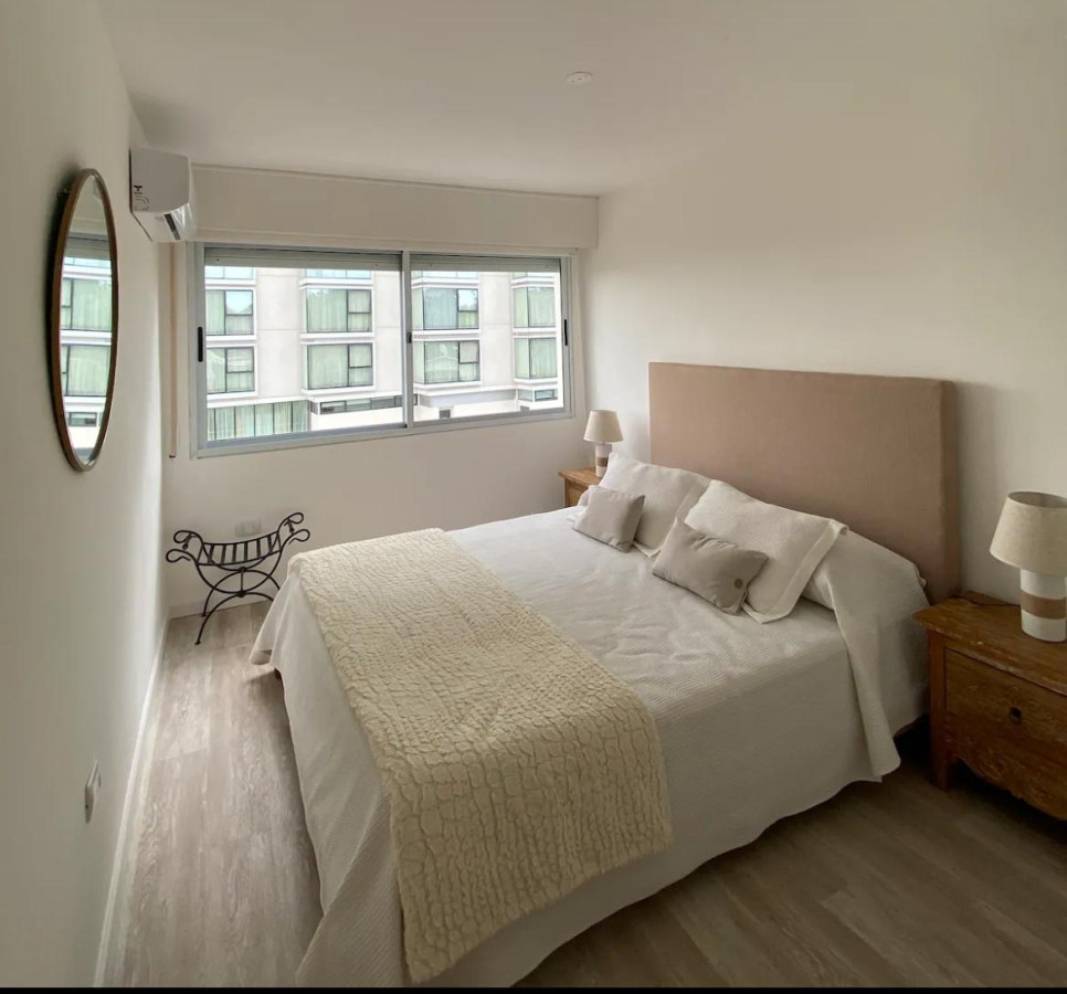 Apartamento ID.21096944 - Alquiler anual Playa Brava