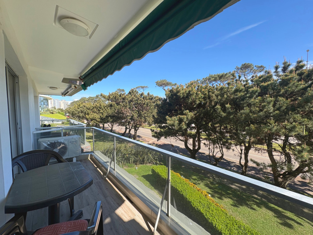 Apartamento ID.21097297 - APARTAMENTO DE UN DORMITORIO Y MEDIO - PLAYA MANSA - TEMPORADA 