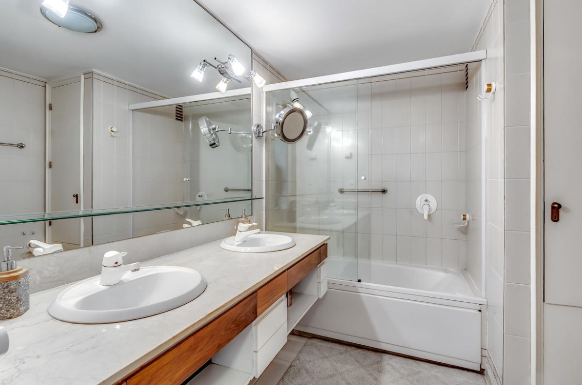 Apartamento ID.21097052 - Apartamento Frente al Mar en la Exclusiva Península de Punta del Este