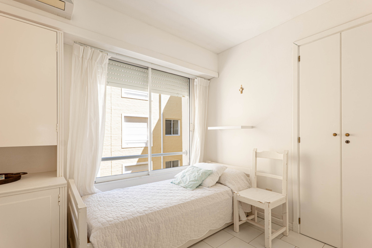 Apartamento ID.21097168 - En venta Apartamento frente al mar en Playa Brava - Punta del Este