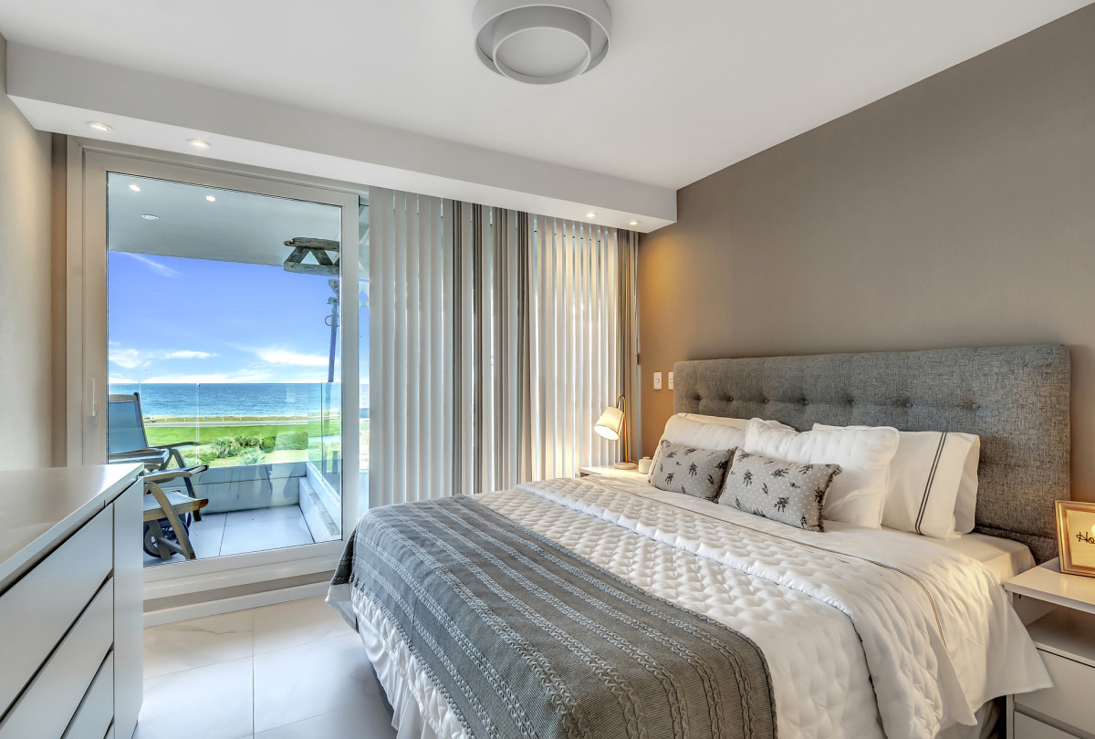 Apartamento ID.2 - Playa Mansa vista al mar y a la lagun