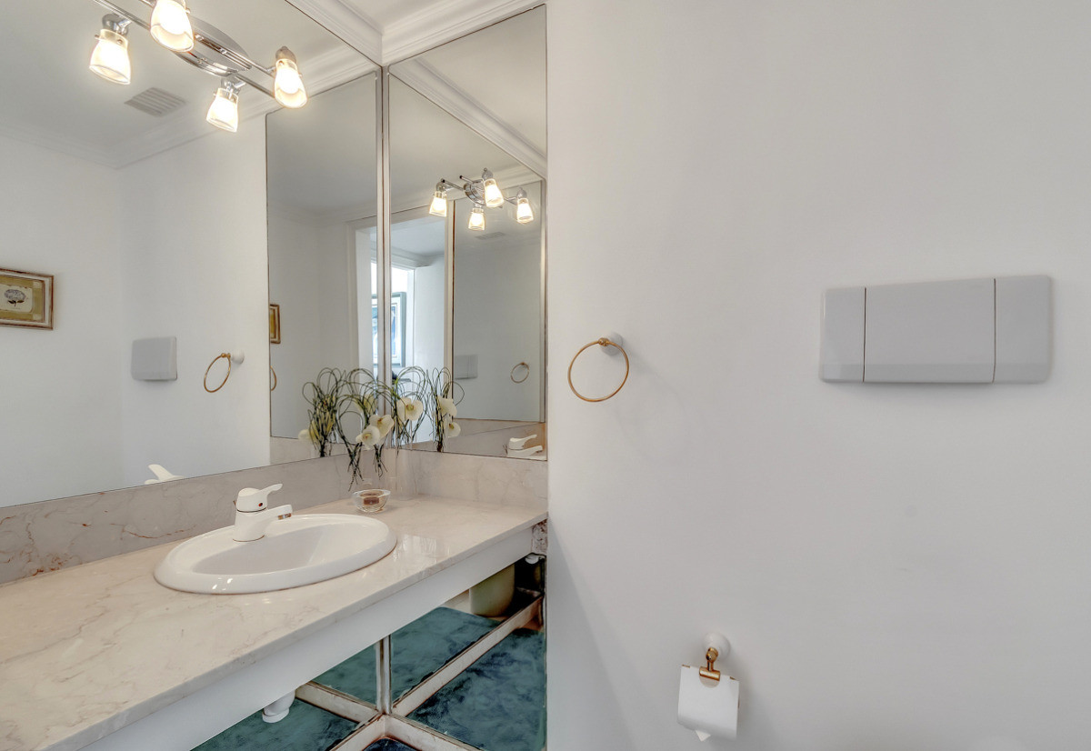 Apartamento ID.21097052 - Apartamento Frente al Mar en la Exclusiva Península de Punta del Este