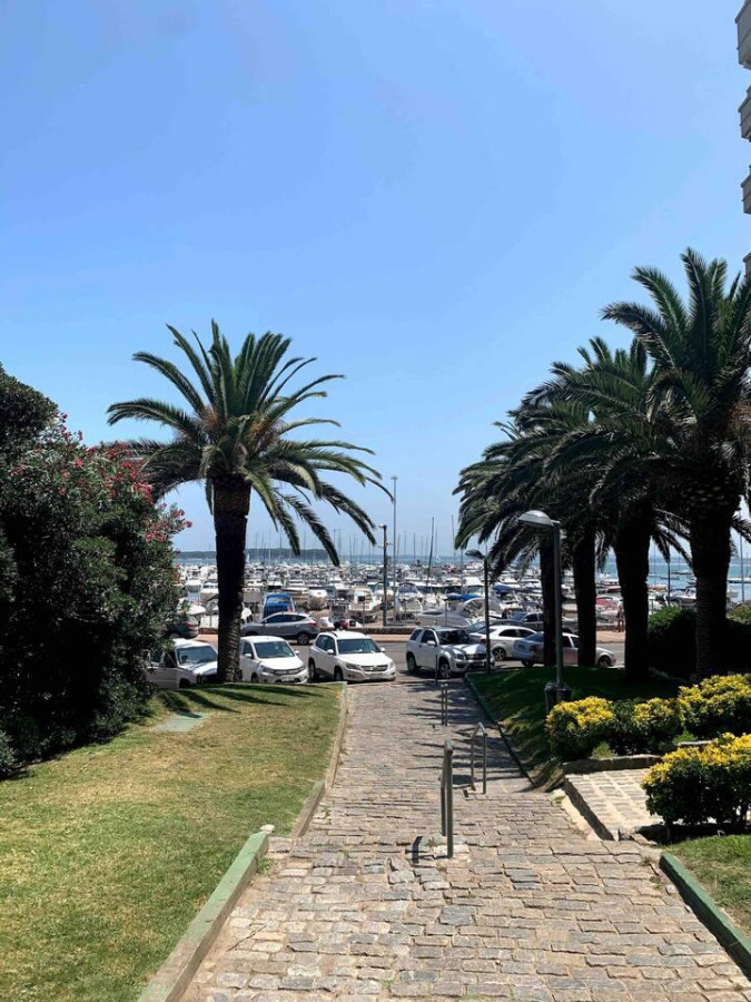 Apartamento ID.21096958 - Península En Venta 1 Dormitorio 
