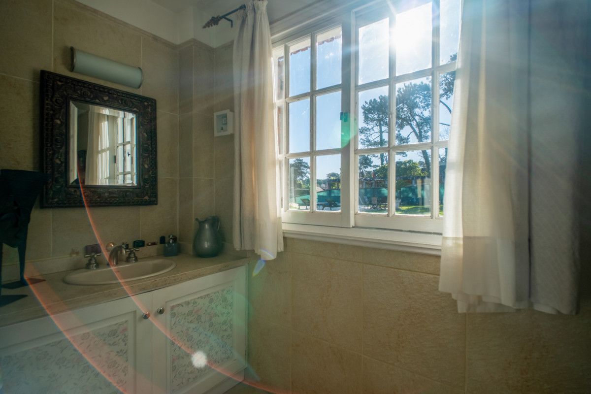 Casa ID.21097686 - Exclusiva residencia en venta a pasos de la  mansa, 6 dormitorios