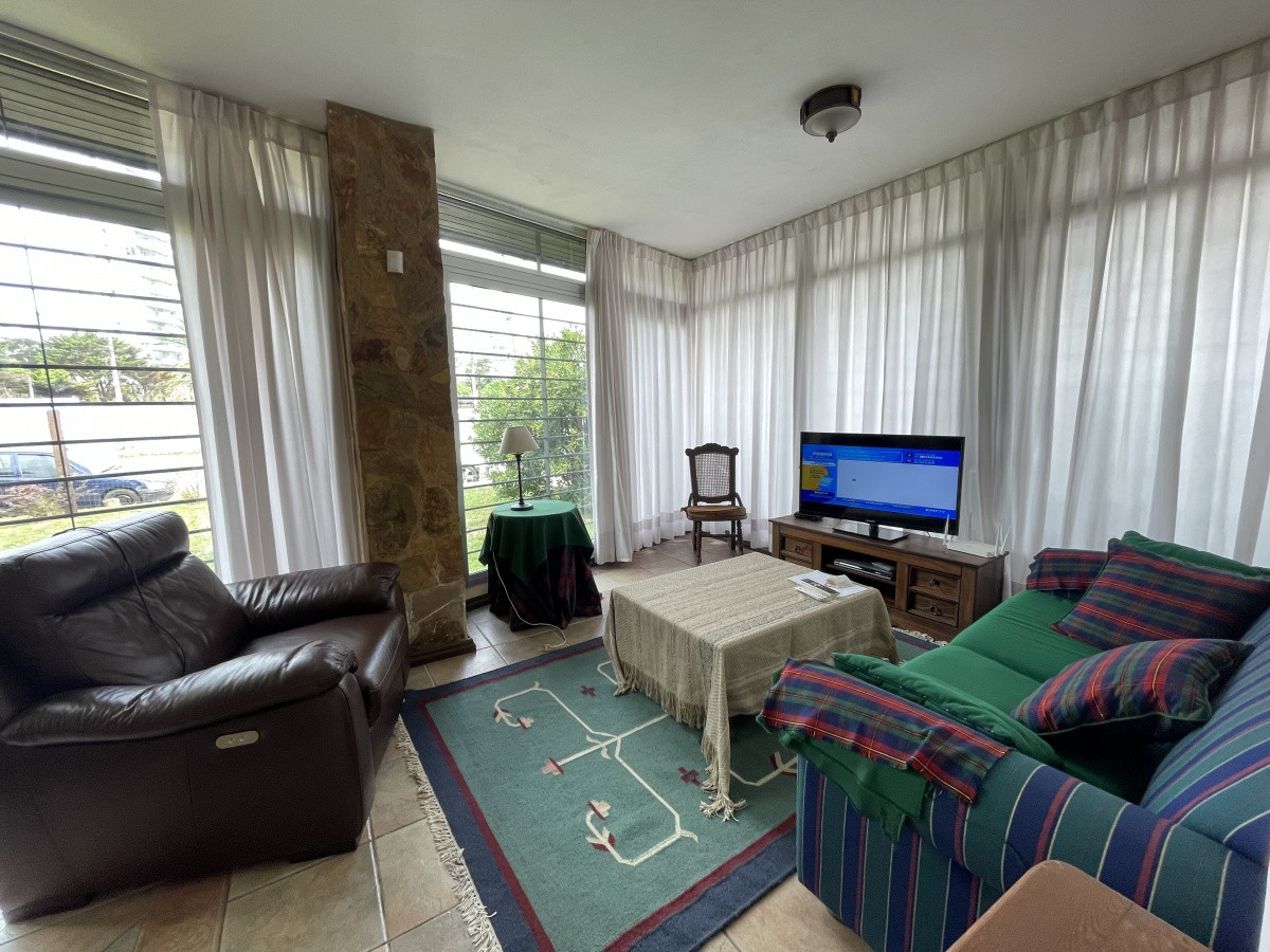 Casa ID.21090828 - Casa en alquiler anual Playa Mansa