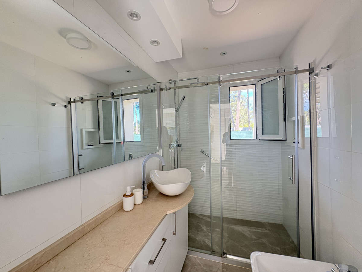 Casa ID.21097048 - Casa en alquiler de temporada con amplio jardín y piscina
