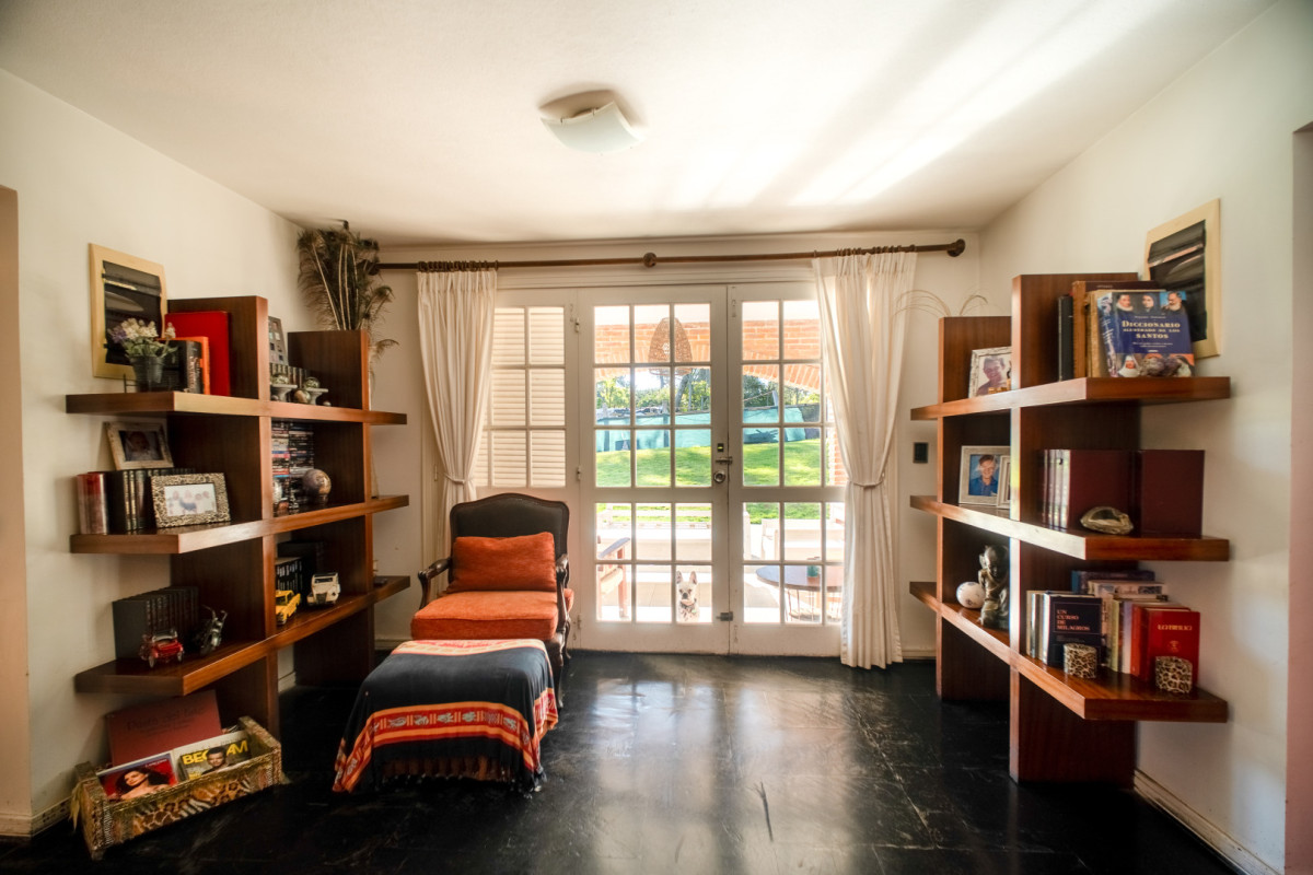 Casa ID.21097686 - Exclusiva residencia en venta a pasos de la  mansa, 6 dormitorios