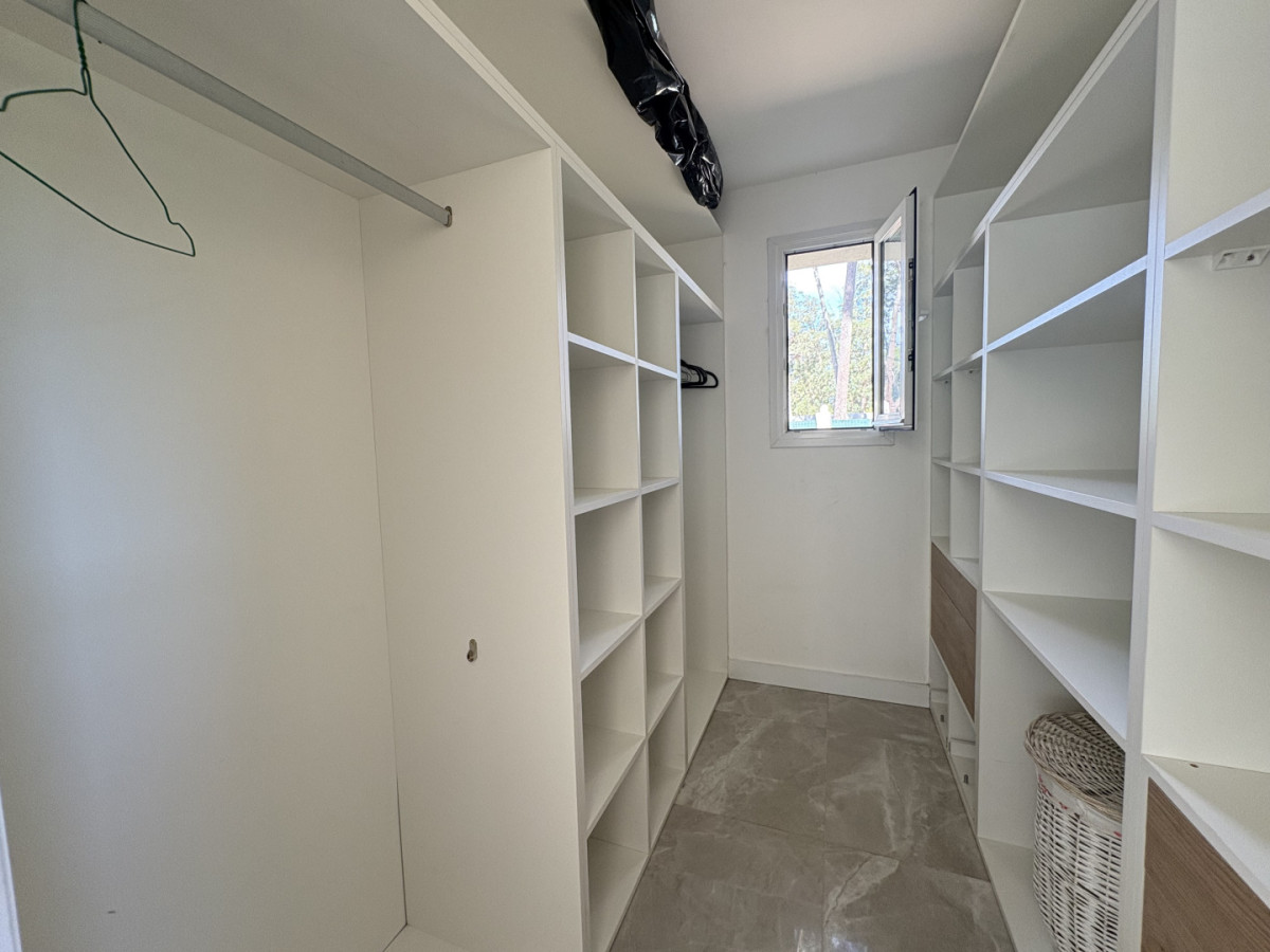 Casa ID.21097048 - Casa en alquiler de temporada con amplio jardín y piscina