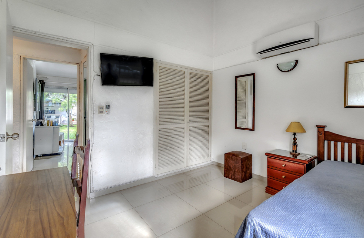 Casa ID.21097103 - Venta y alquiler de casa en San Rafael de 3 dormitorios y piscina.