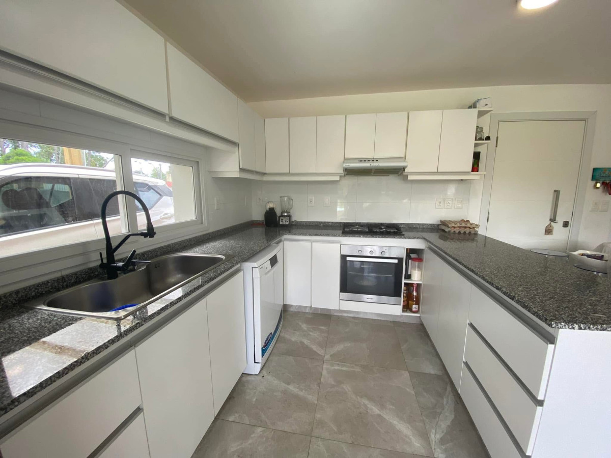 Casa ID.21097048 - Casa en alquiler de temporada con amplio jardín y piscina
