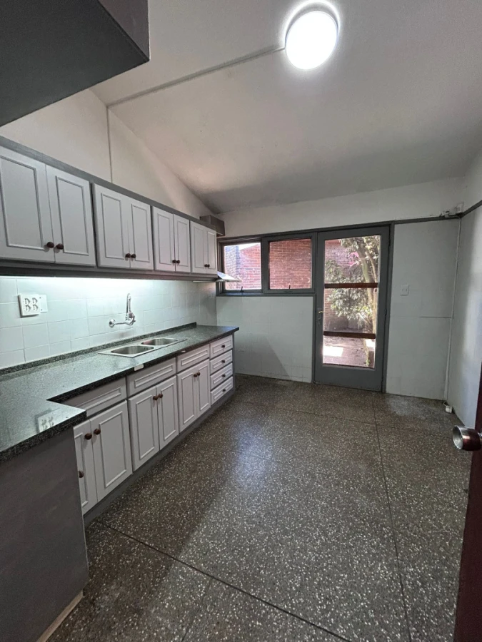 Casa ID.21097640 - Alquiler anual, casa de 3 dormitorios Barrio Mónaco