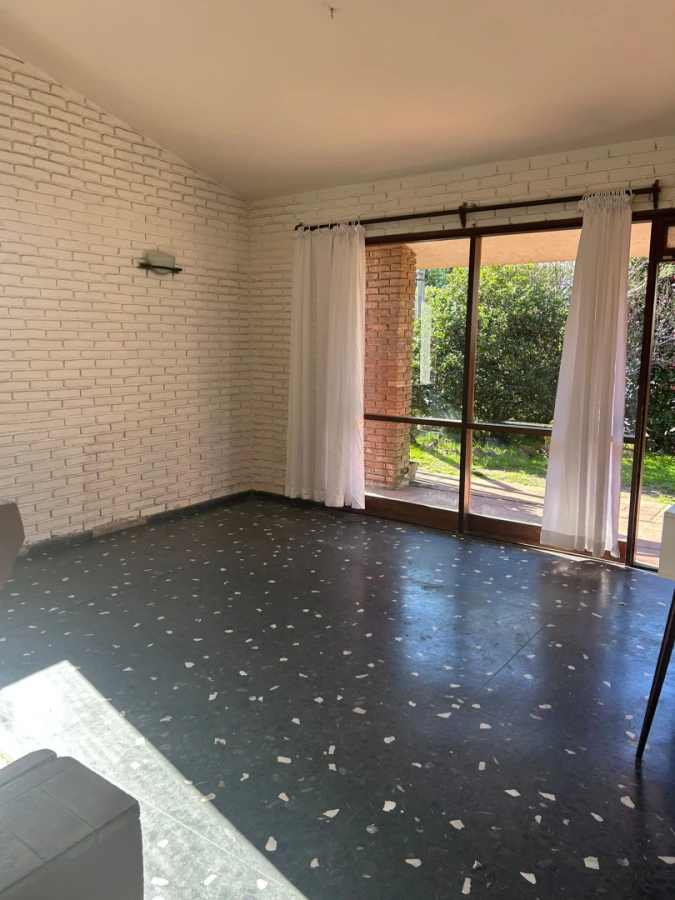 Casa ID.21097640 - Alquiler anual, casa de 3 dormitorios Barrio Mónaco