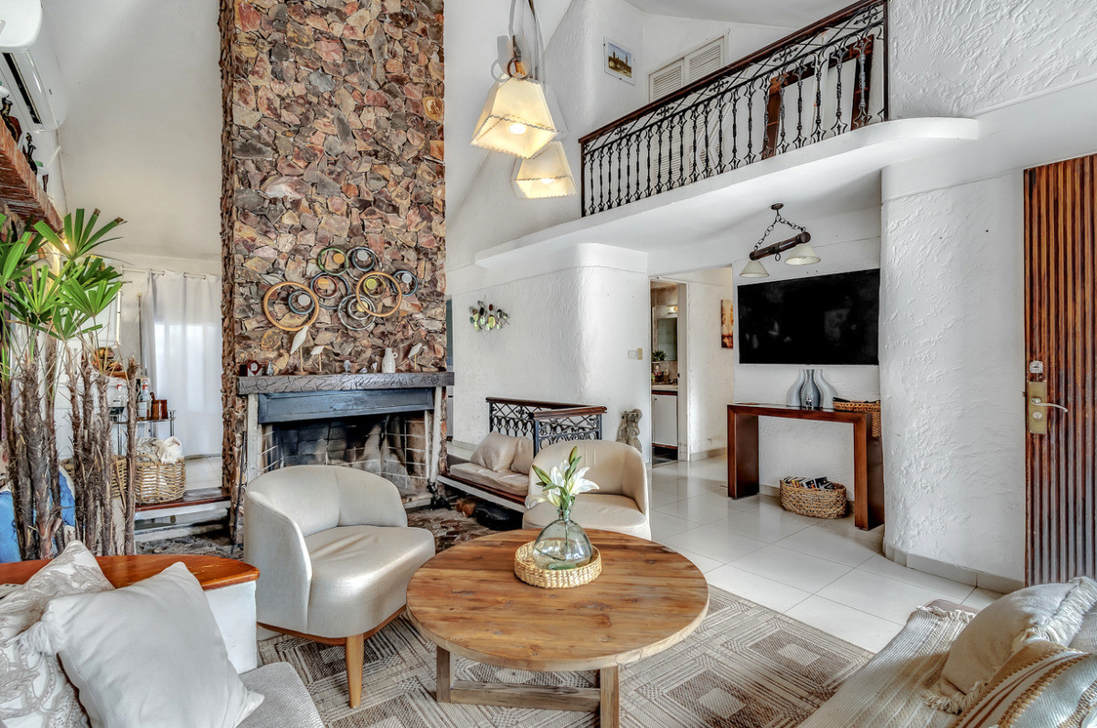 Casa ID.21097103 - Venta y alquiler de casa en San Rafael de 3 dormitorios y piscina.