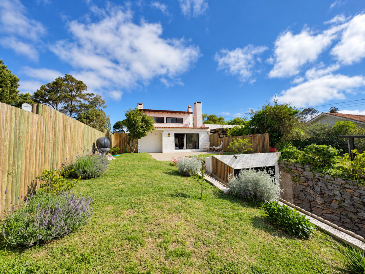Casa ID.21097756 - Casa en Camino La Laguna - Maldonado - Varando en Punta del Este
