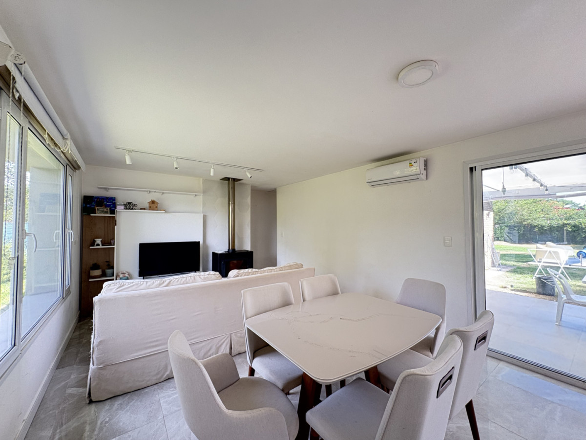 Casa ID.21097048 - Casa en alquiler de temporada con amplio jardín y piscina