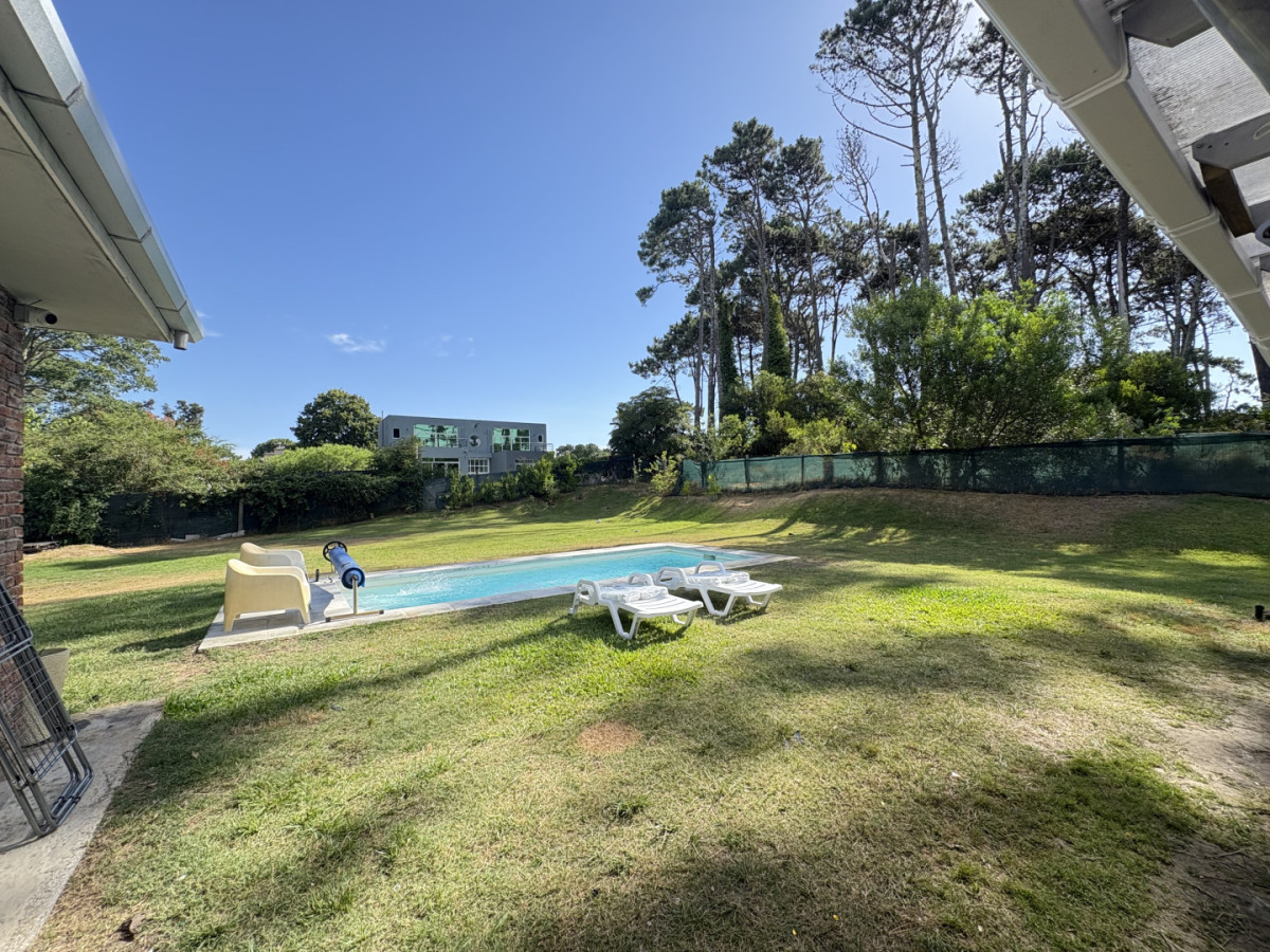 Casa ID.21097048 - Casa en alquiler de temporada con amplio jardín y piscina