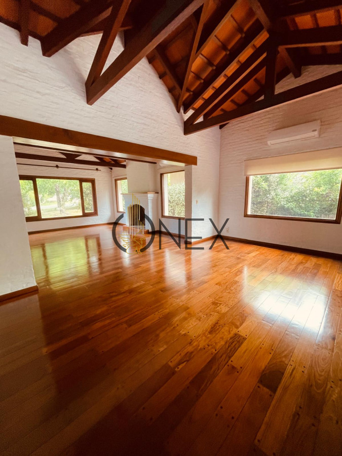 Casa ID.3329 - LUJO Y COMODIDAD Venta o Alquiler Casa Lomas Tahona 3D suite Playroom Estar Terraza Gge Piscina Parrillero