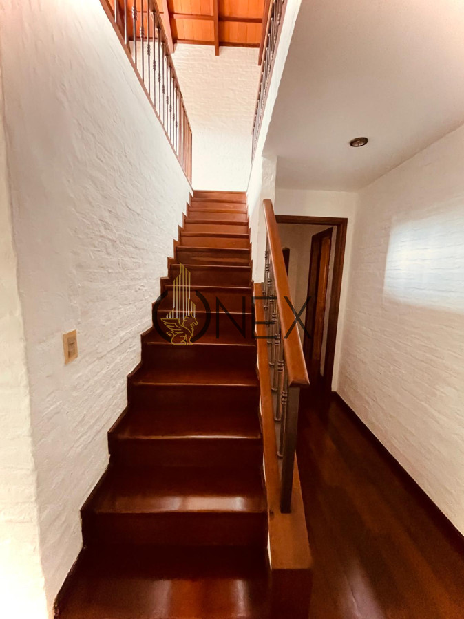 Casa ID.3329 - LUJO Y COMODIDAD Venta o Alquiler Casa Lomas Tahona 3D suite Playroom Estar Terraza Gge Piscina Parrillero