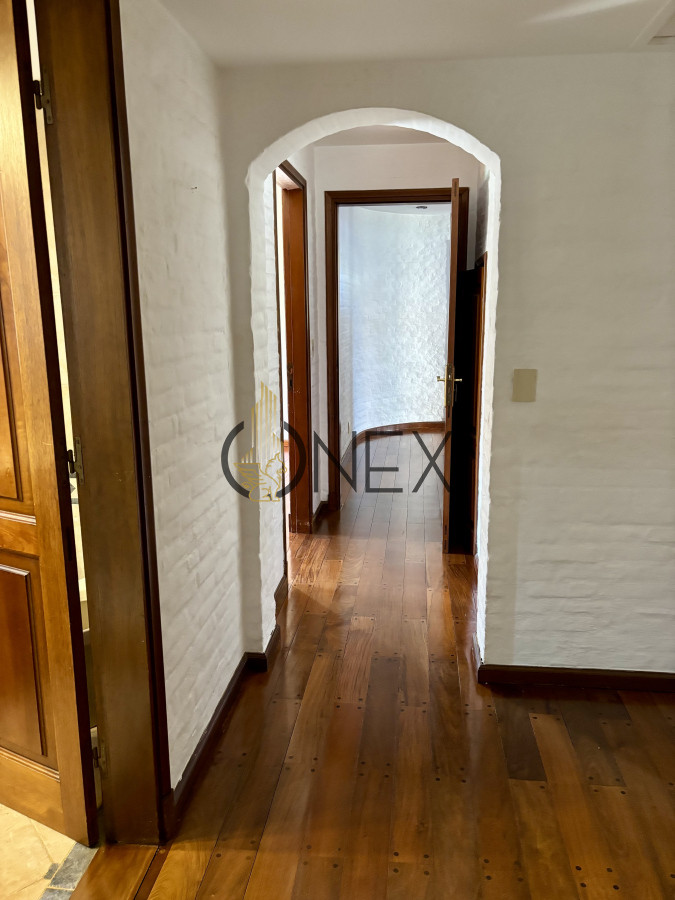 Casa ID.3329 - LUJO Y COMODIDAD Venta o Alquiler Casa Lomas Tahona 3D suite Playroom Estar Terraza Gge Piscina Parrillero
