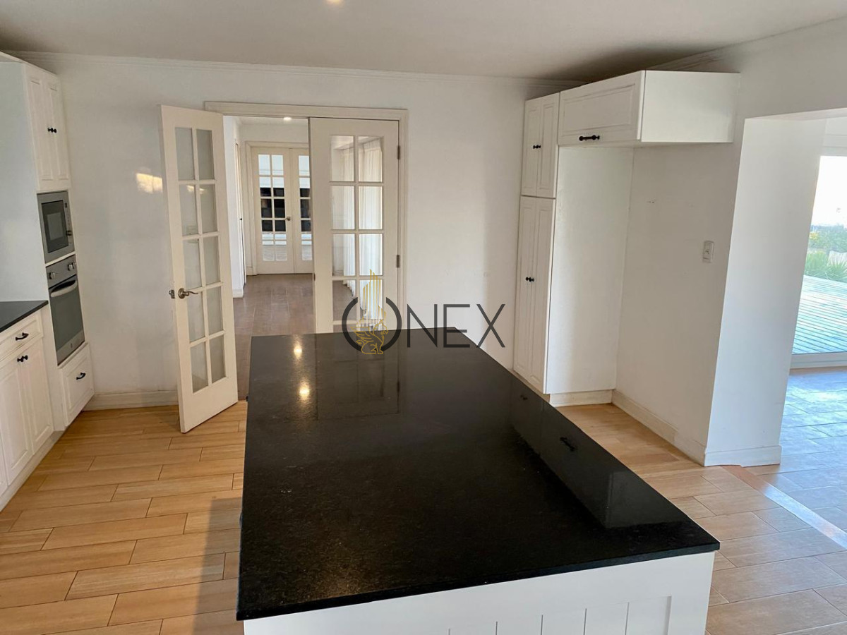 Casa ID.3328 - TU NUEVA VIDA EMPIEZA ACÁ! Venta Casa Altos la Tahona 3D Suite, estar, 2 plantas excelente ubicación  