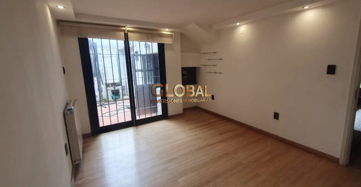 Casa ID.4500 - Empresa o Vivienda - Alquiler Casa Carrasco Sur 4D 2 Suites estar comedor diario parrilla 300m mar