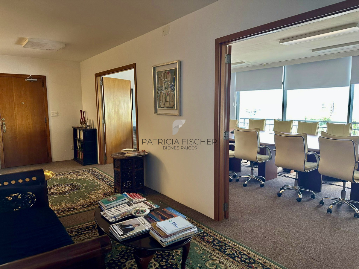 Apartamento ID.39 - Venta Ap.Centro 4D 3B garage Piso 10 185m2 - EXCELENTE 