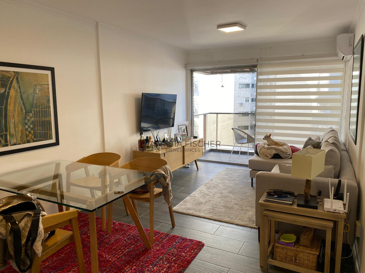 Apartamento ID.6 - ¡UN MAR DE POSIBILIDADES EN POCITOS! Venta Ap.Pocitos 2d Suite Terraza Vista mar Piso alto RECICLADO A NUEVO