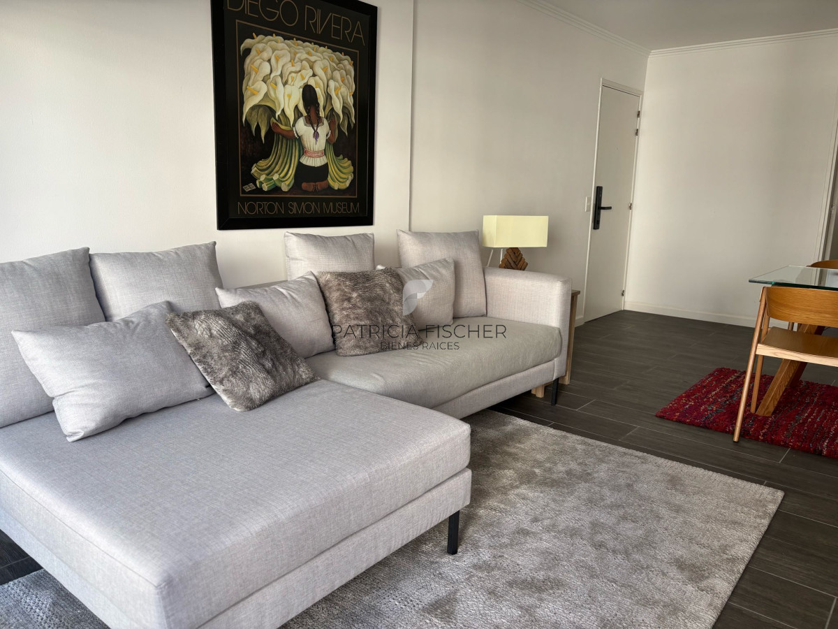 Apartamento ID.6 - ¡UN MAR DE POSIBILIDADES EN POCITOS! Venta Ap.Pocitos 2d Suite Terraza Vista mar Piso alto RECICLADO A NUEVO