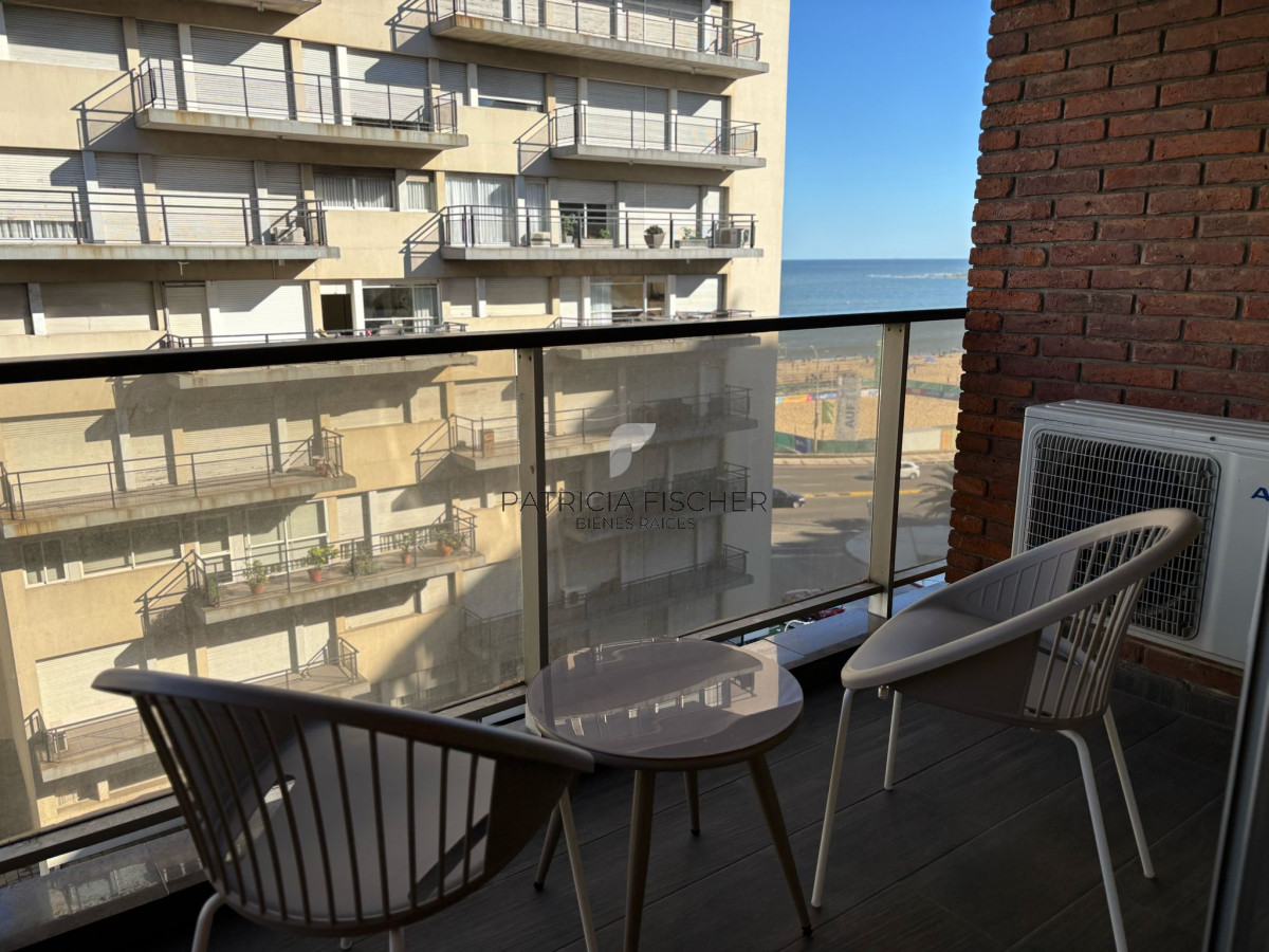 Apartamento ID.6 - ¡UN MAR DE POSIBILIDADES EN POCITOS! Venta Ap.Pocitos 2d Suite Terraza Vista mar Piso alto RECICLADO A NUEVO