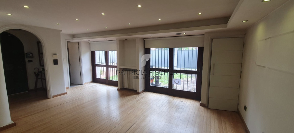 Casa ID.2 - Empresa o Vivienda - Alquiler Casa Carrasco Sur 4D 2 Suites estar comedor diario parrilla 300m mar