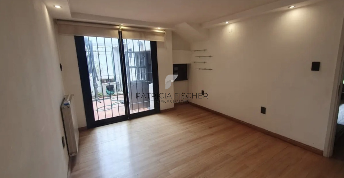 Casa ID.2 - Empresa o Vivienda - Alquiler Casa Carrasco Sur 4D 2 Suites estar comedor diario parrilla 300m mar