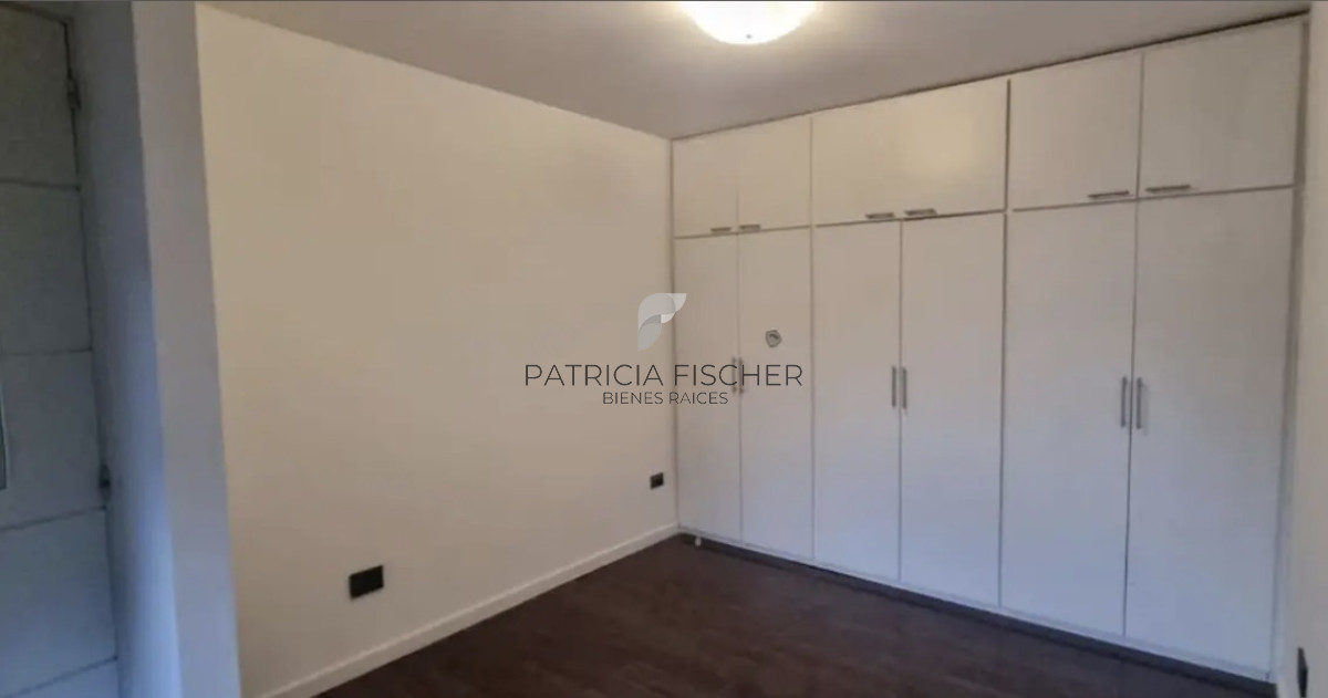 Casa ID.2 - Empresa o Vivienda - Alquiler Casa Carrasco Sur 4D 2 Suites estar comedor diario parrilla 300m mar