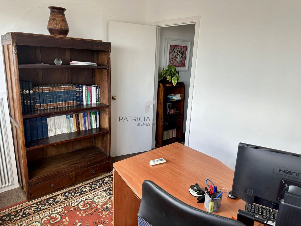 Oficina ID.40 - Venta o Alquiler Oficina Centro 185m2 Garage Vista panorámica UNICA!!