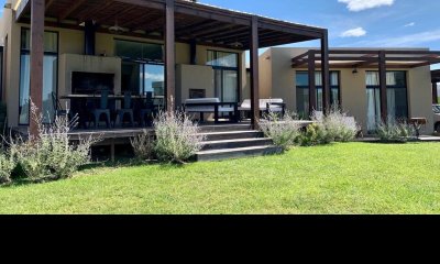 Venta de Casa en Costa Esmeralda