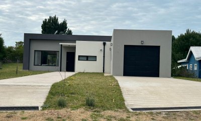 Venta de casa en Costa Esmeralda - Barrio Senderos III lote 371 -