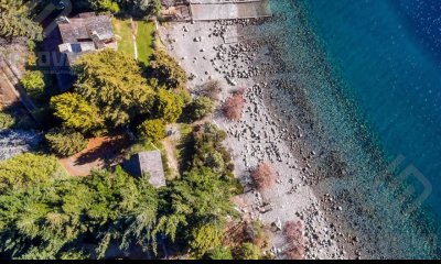 Casa con costa de lago Nahuel Huapi