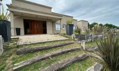 Venta de Casa en Costa Esmeralda