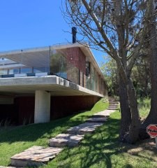 Venta de casa en Barrio Maritimo II