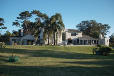 Casa ID.3059 - Chalet de 5 dormitorios en Rincón del Indio