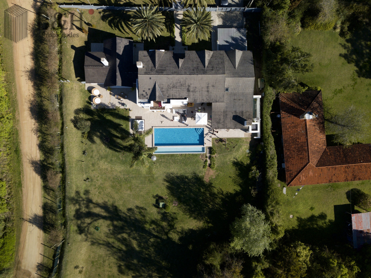 Casa ID.5374 - Chalet de 5 dormitorios en Rincón del Indio