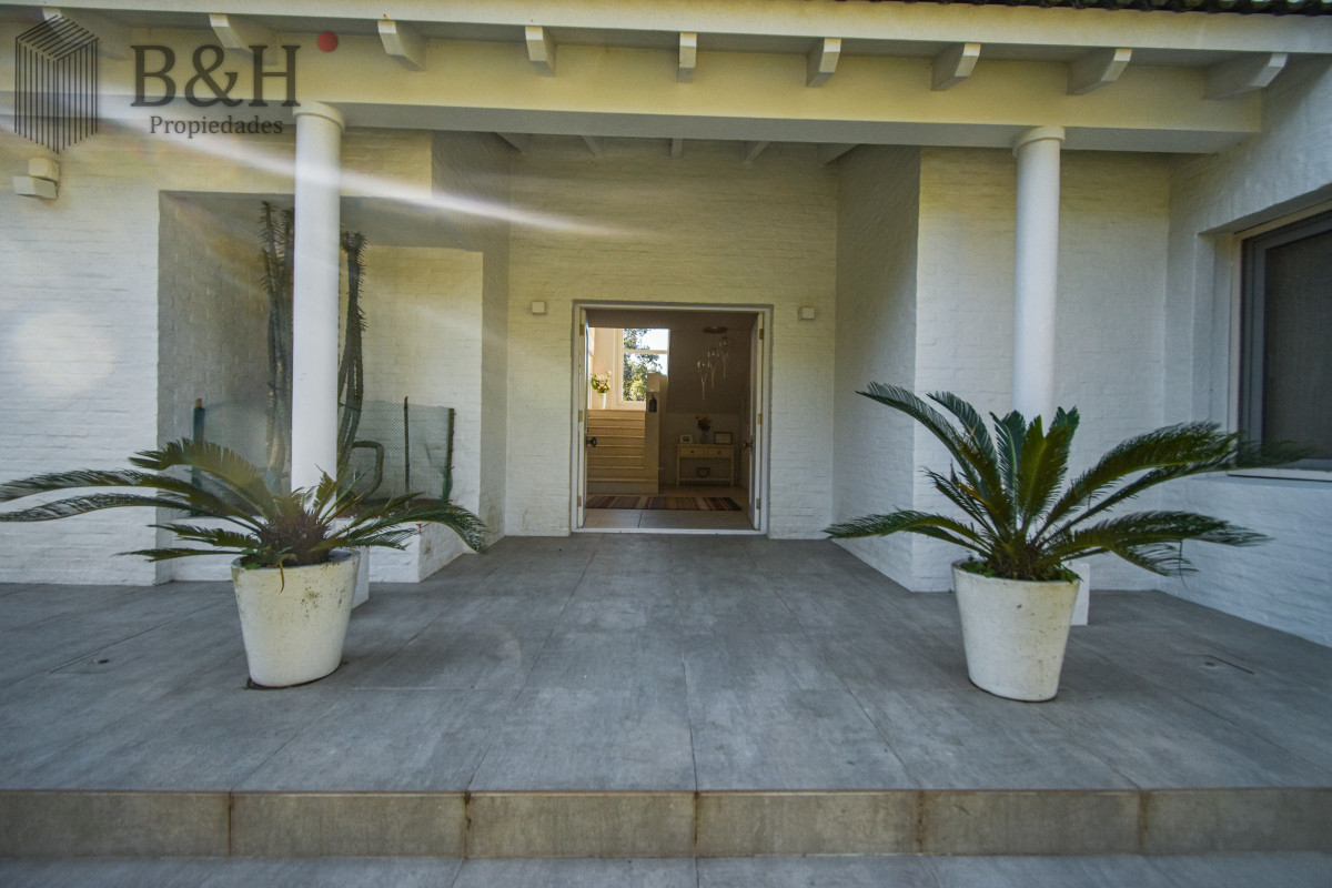 Casa ID.5374 - Chalet de 5 dormitorios en Rincón del Indio
